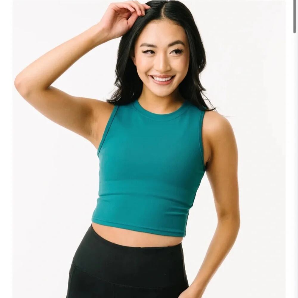 ZYIA Active cropped green athletic tank top size medium